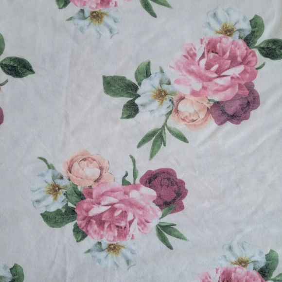 Toby Baby Girl 2 Pc Wrap Swaddle Set with Headband Floral - Picture 2 of 4